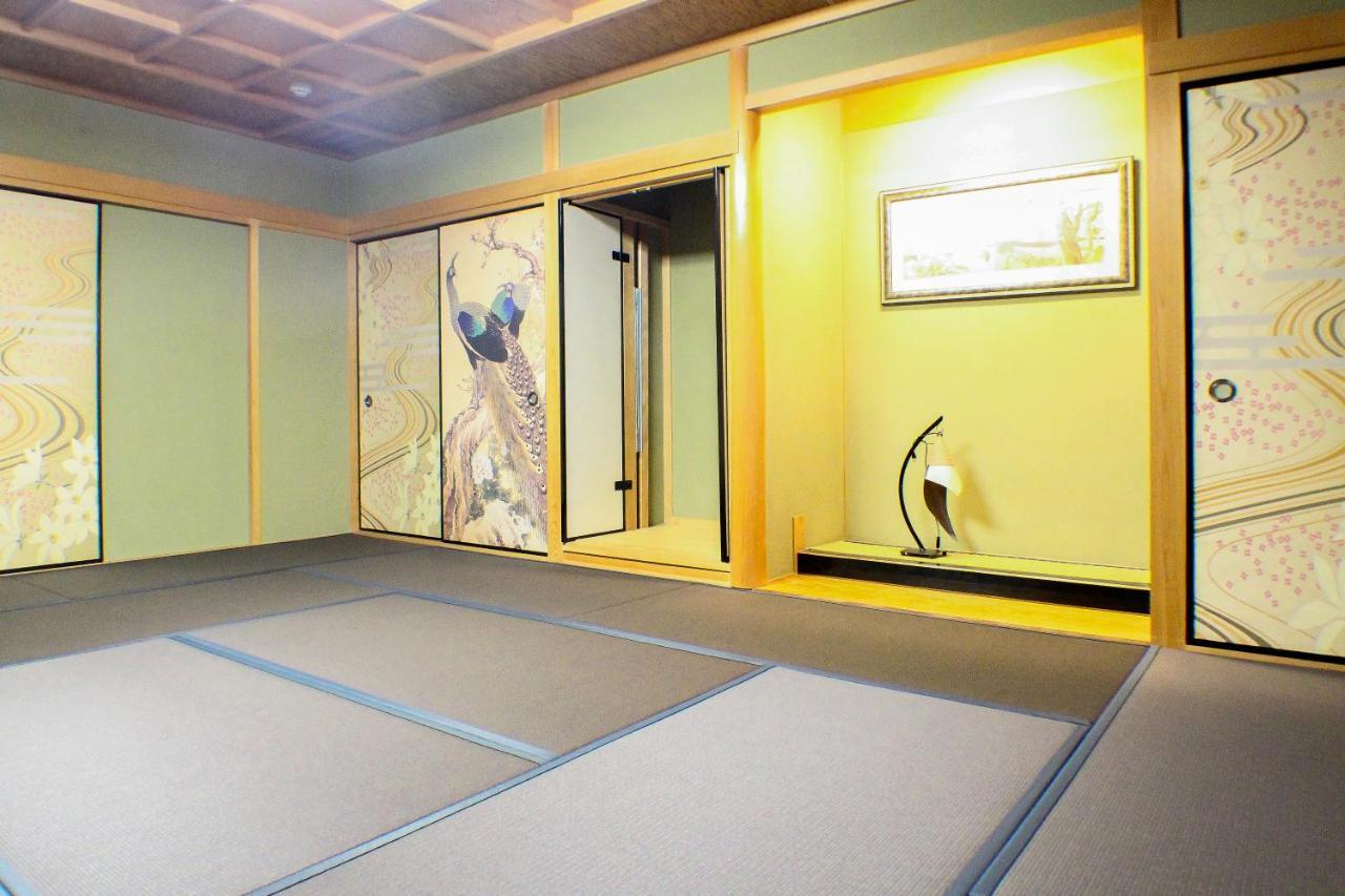 Villa Gold House Namba Minami à Ōsaka Extérieur photo